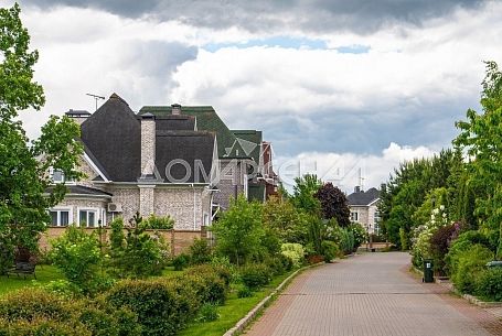 Купить коттедж в коттеджном поселоке Гайд Парк