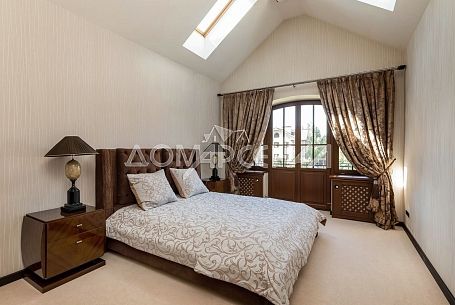 Лесное озеро Лесное озеро