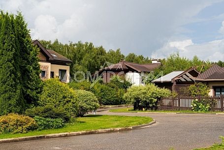 Купить коттедж в коттеджном поселоке Старая Пахра