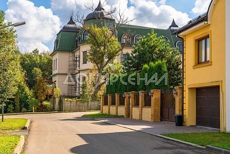 Купить дом в коттеджном поселоке Президент