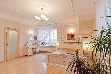 Чистые пруды