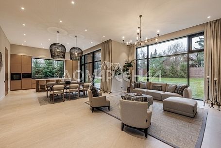 Зеленая роща