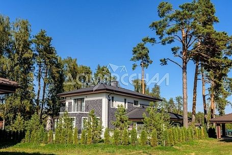 Купить дом в коттеджном поселоке Петрово-Дальнее