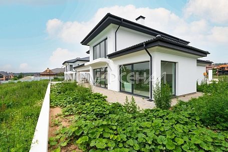 Купить коттедж в КП Цветочный