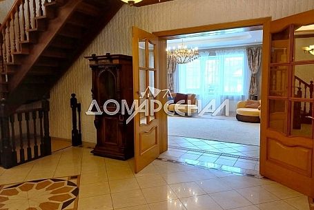 Продажа коттеджей в КП 11115 Лохино. Двухэтажный кирпичный коттедж в закрытом поселке