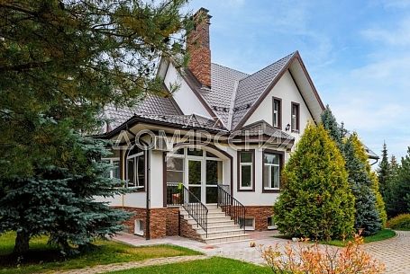 КП 11533 КП Росинтер-2. Просторный особняк, утопающий в зелени ухоженного участка Новая Москва