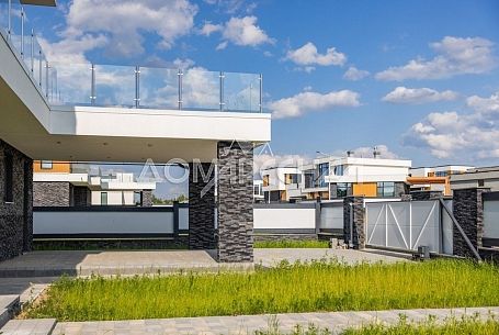 Продажа коттеджей в КП Райт Вилладж