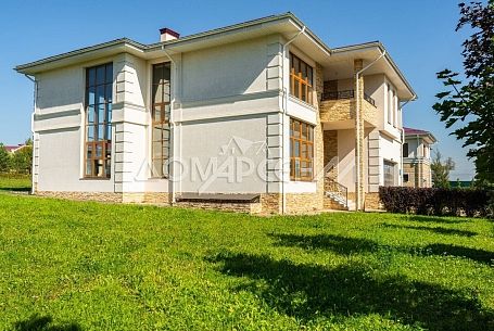 Купить коттедж в КП Резиденция Николинские Ключи