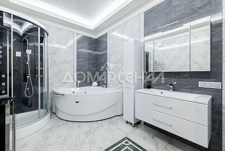 Западная резиденция