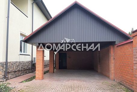 Продажа коттеджей в КП 11115 Лохино. Двухэтажный кирпичный коттедж в закрытом поселке