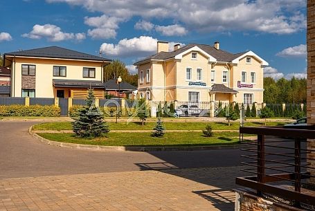 Купить участок в коттеджном поселоке Цветочный