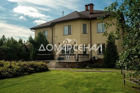 Купить коттедж в КП 11115 Лохино. Двухэтажный кирпичный коттедж в закрытом поселке