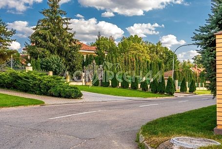 Купить участок в коттеджном поселоке ЖК Дубровка