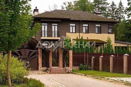 Купить дом в коттеджном поселоке Есенино