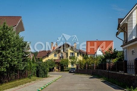 Купить дом в коттеджном поселоке Петровский