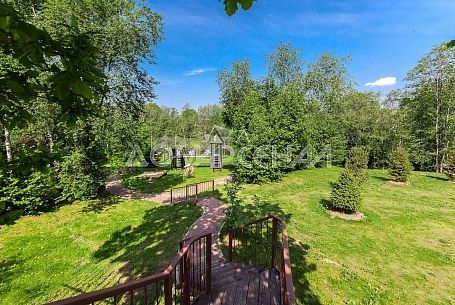 Купить коттедж в коттеджном поселоке Времена года