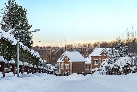 Купить участок в коттеджном поселоке Президент