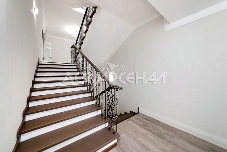 Продажа коттеджей в КП Чистые ключи