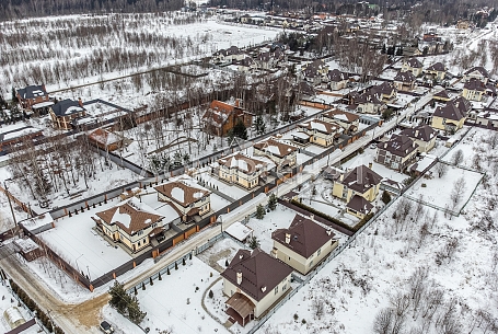 Продажа коттеджей в КП Уварово