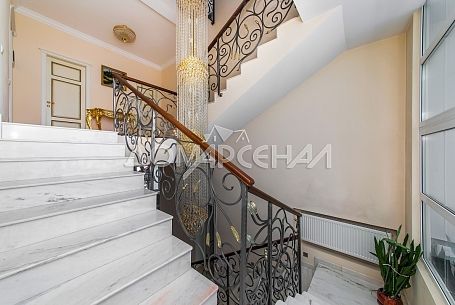 Коттеджный поселок 8980 Милюково. Аренда уютного коттеджа в классическом стиле