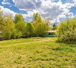 11191 ДПК Десна. Участок с видом на лес в жилом поселке Новой Москвы