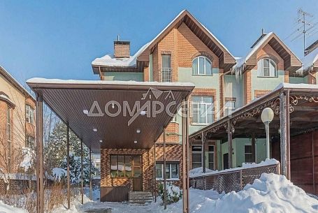 11549 ЖК Дубровка. Меблированный 3х уровневый таунхаус 270 кв.м 11549 ЖК Дубровка. Меблированный 3х уровневый таунхаус 270 кв.м