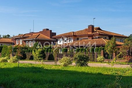 Купить участок в коттеджном поселоке Благодать