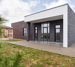 11308 КП Никологорские дачи. Ультрасовременный одноэтажный коттедж в престижном месте  