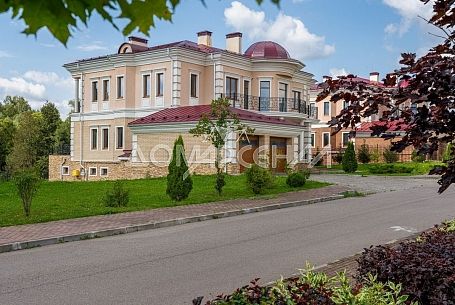 Купить коттедж в коттеджном поселоке Резиденция Николинские Ключи