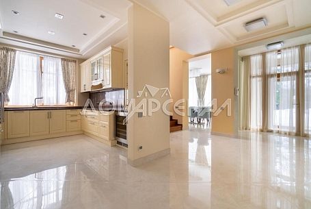 Купить дом в КП Чароит КП