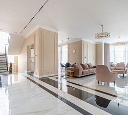 11409 КП Новая Ильичевка. Меблированный дом в духе классической викторианской архитектуры