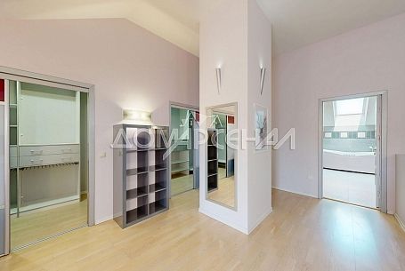 Коттеджный поселок 11256 ЖК Дубровка. Готовый к проживанию таунхаус