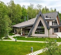 11231 КП Елизарово парк. Необычный дом у леса