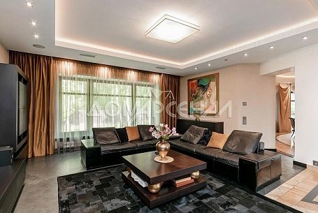 Коттеджный поселок 8841 КП Картмазово. Загородная резиденция с собственной вертолетной площадкой