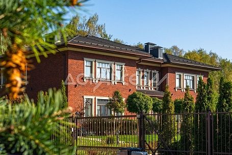 Купить дом в коттеджном поселоке Благодать