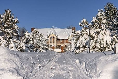 Купить коттедж в коттеджном поселоке Антоновка