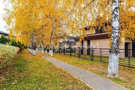 Купить участок в коттеджном поселоке Крекшино