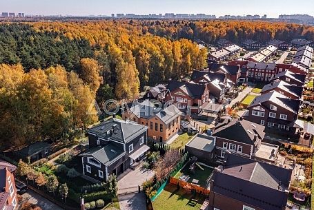 Купить участок в коттеджном поселоке Бристоль