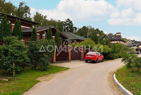 Купить коттедж в коттеджном поселоке Есенино