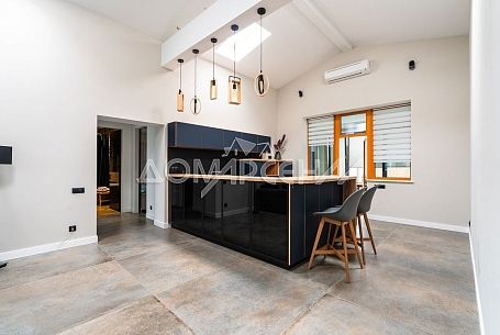 Райт Вилладж