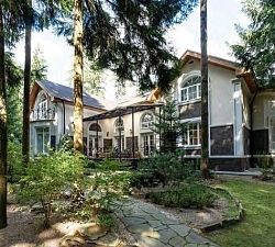 11560 КП ВИК. Изысканный и элегантный кирпичный дом