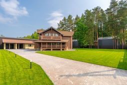 11224 Минзаг. Авторское шале из клееного бруса на прилесном участке