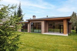 11483 КП Зеленая роща-1. Одноэтажная вилла с панорамными окнами 