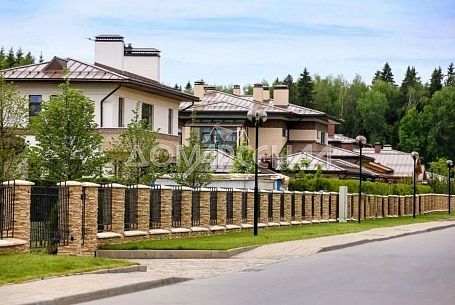 Купить коттедж в коттеджном поселоке Графский лес
