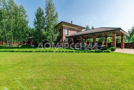 Продажа коттеджей в КП Лесное озеро Продажа коттеджей в КП Лесное озеро