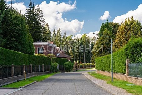 Купить дом в коттеджном поселоке Ваутутинки