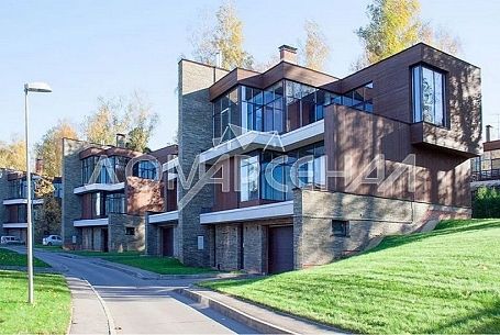 Купить дом в коттеджном поселоке Парк Рублево