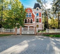 8885 КП Довиль. Коттедж с авторским дизайном Аверон 