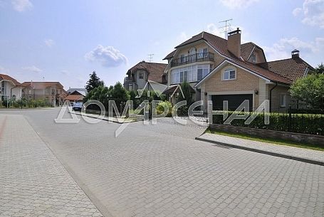 Купить дом в коттеджном поселоке Петровский